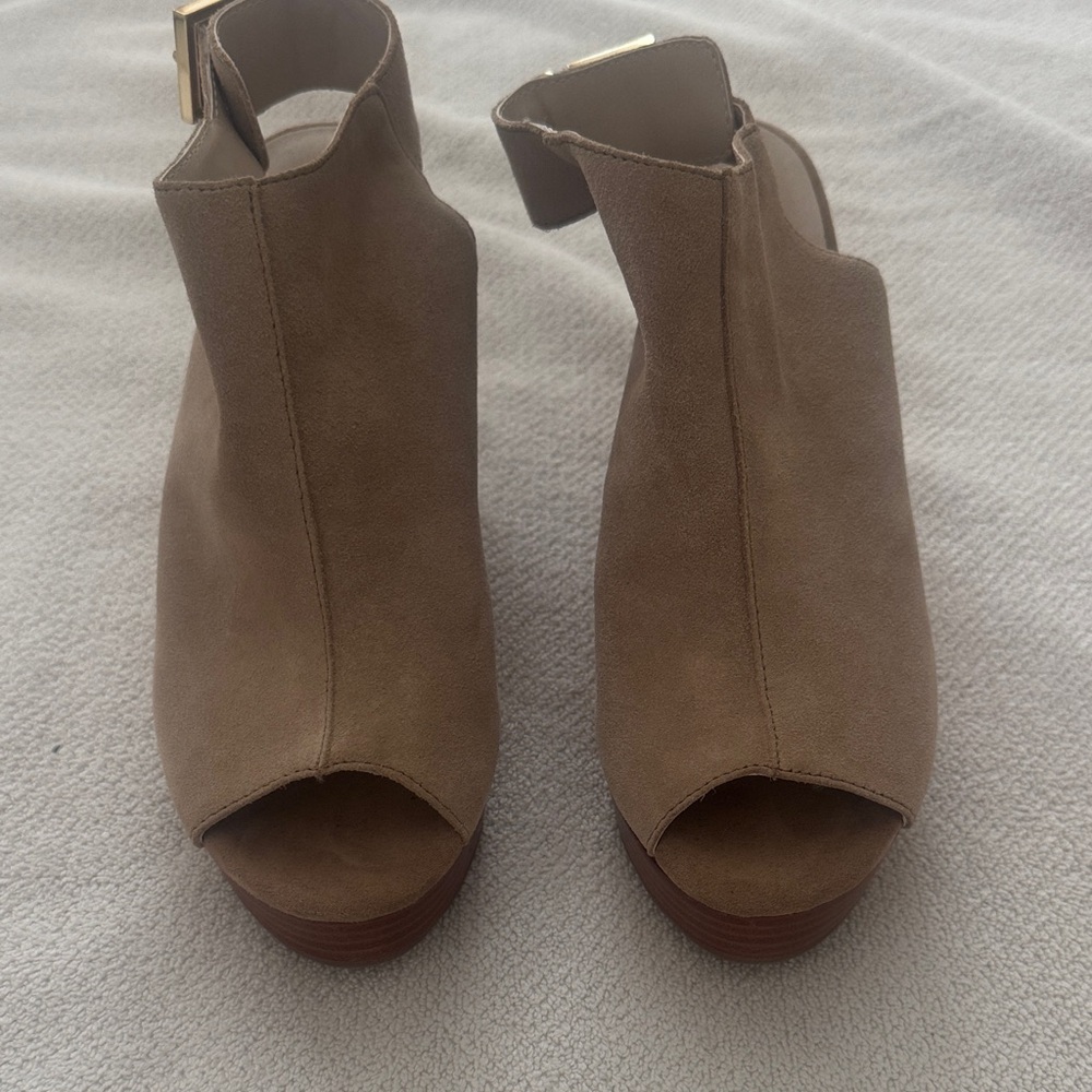 Kenneth Cole New York Brown Peep-Toe Wedges